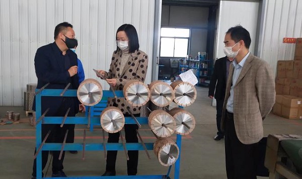 鄂州市市委常委、統戰部部長(cháng)鄒霞 蒞臨湖北昌利公司調研